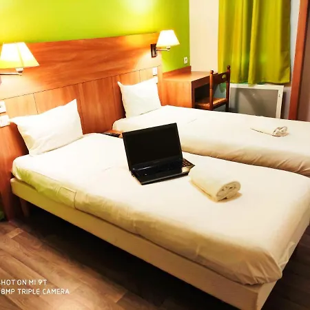 Glisy Hotel Hotell